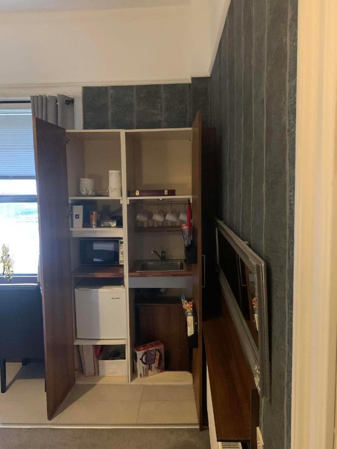 Upstairs Studio - Private Kitchenette And Small En-Suite Dublin Zewnętrze zdjęcie